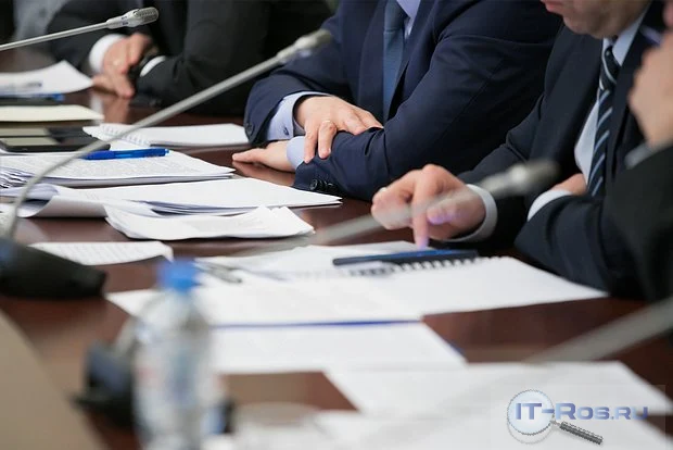 Олег Моисеенков консолидировал активы "Сантэнс", став единственным владельцем Олег Моисеенков консолидировал активы "Сантэнс", став единственным владельцем